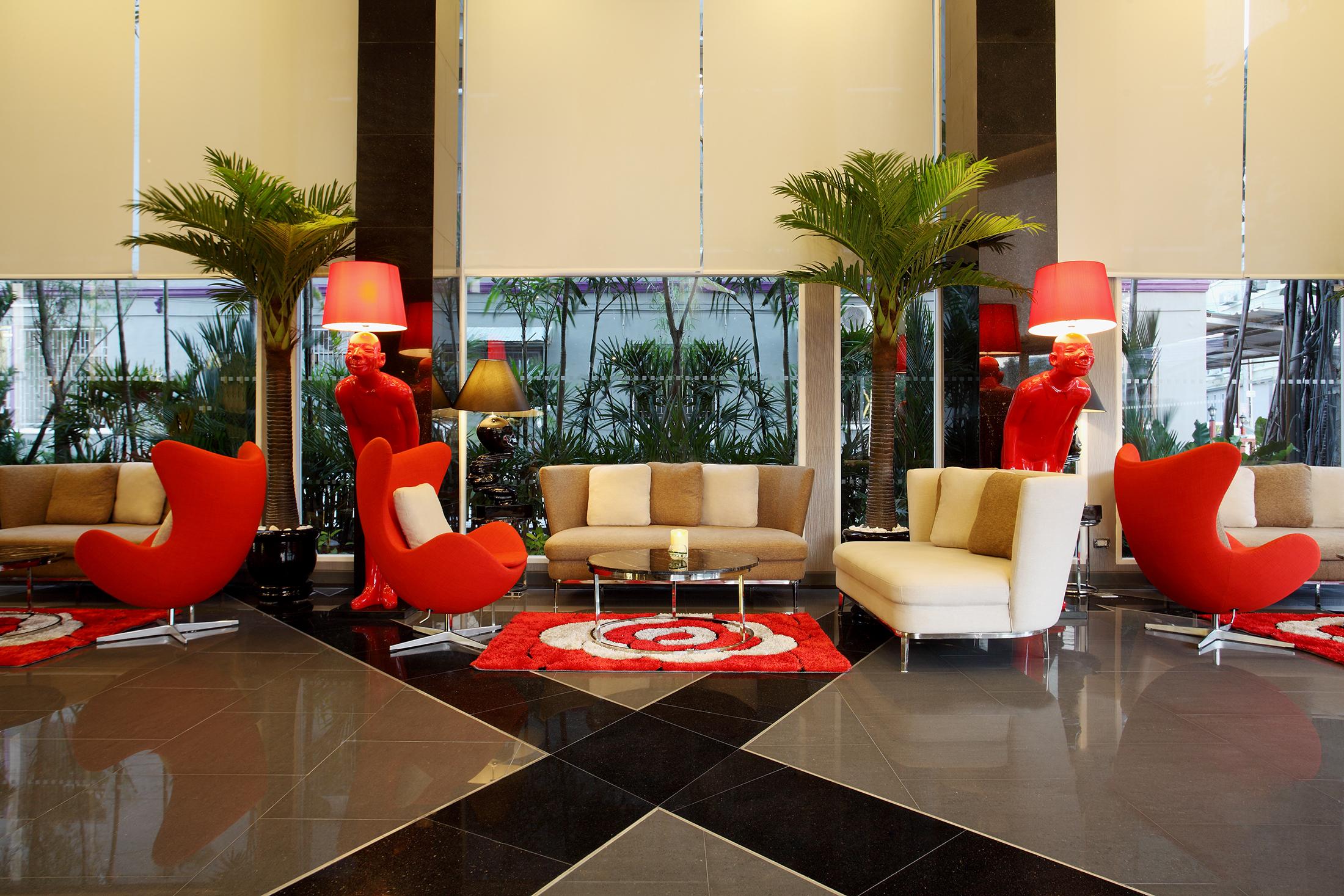 Nova Express Pattaya Hotel Bagian luar foto